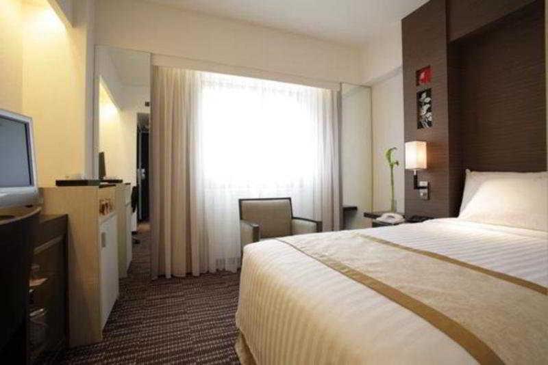 Courtyard By Marriott Tokyo Ginza Hotel Exterior photo