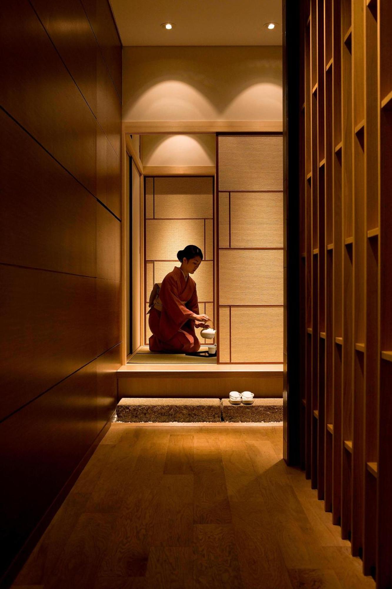 Courtyard By Marriott Tokyo Ginza Hotel Exterior photo