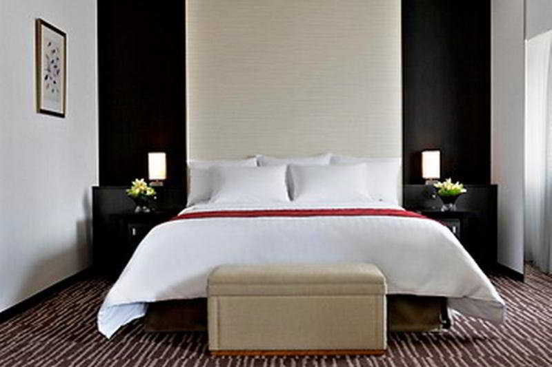 Courtyard By Marriott Tokyo Ginza Hotel Exterior photo