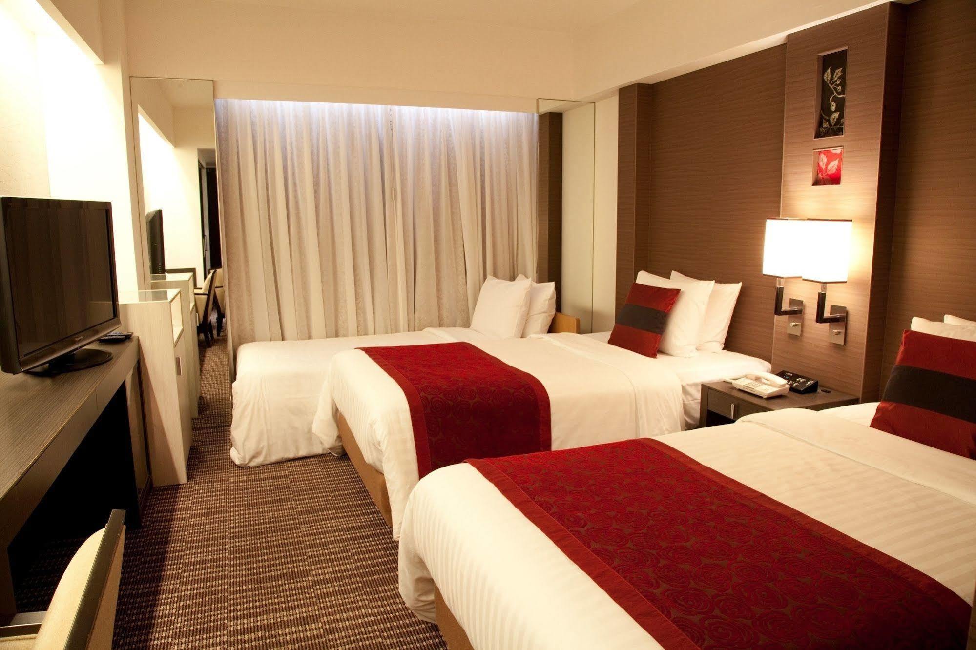 Courtyard By Marriott Tokyo Ginza Hotel Exterior photo