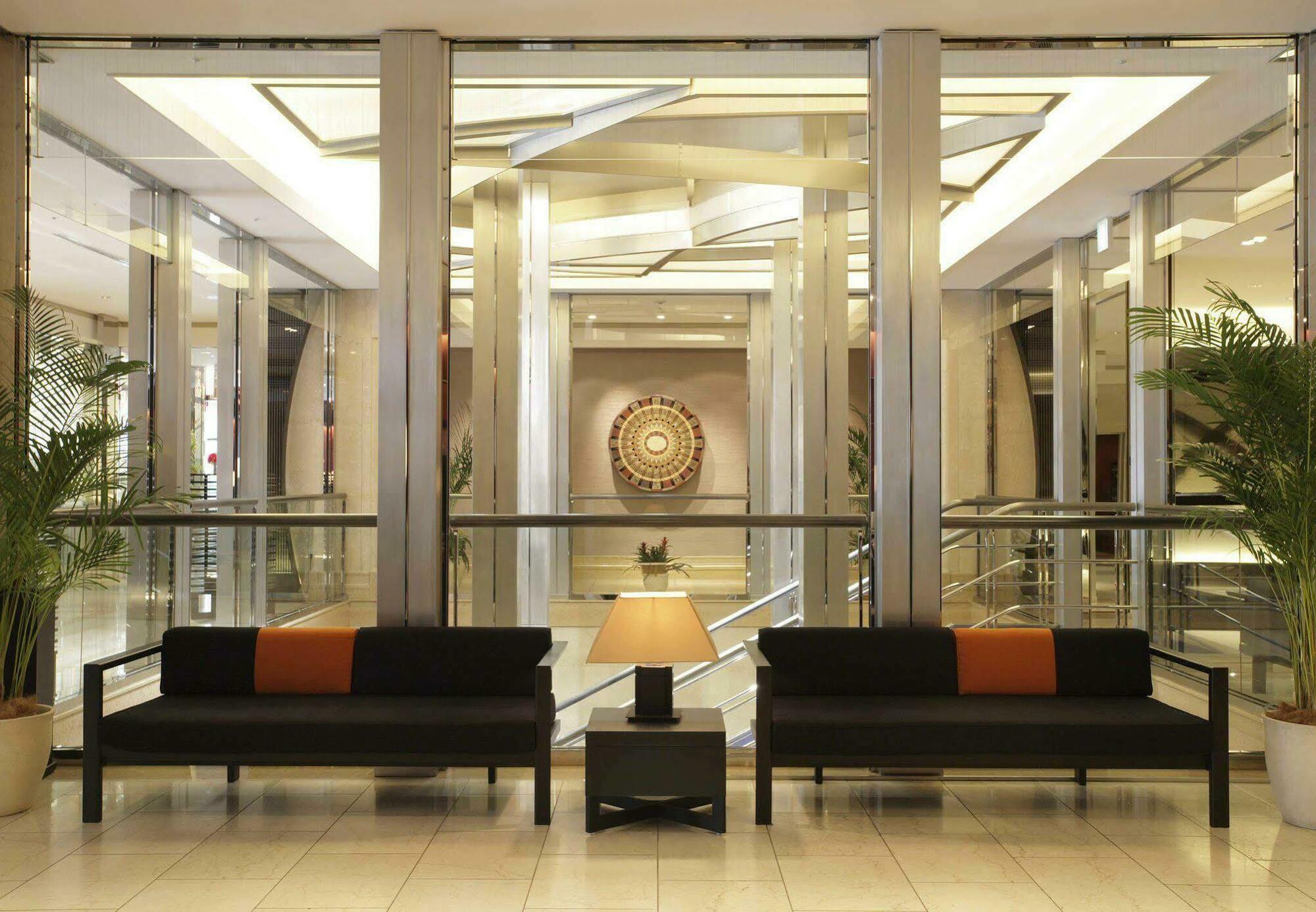 Courtyard By Marriott Tokyo Ginza Hotel Exterior photo